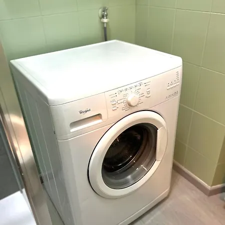 15 Minutes From The Duomo - New With Every Comfort