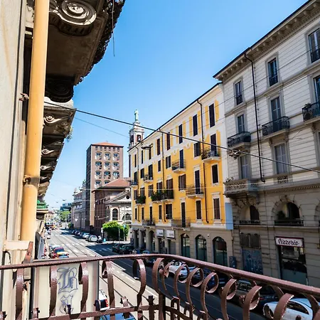 Raffaello Moscova Golden House * ميلان