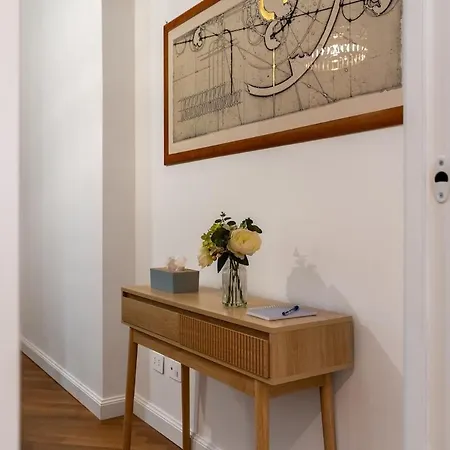 Apartment House Of David Modern