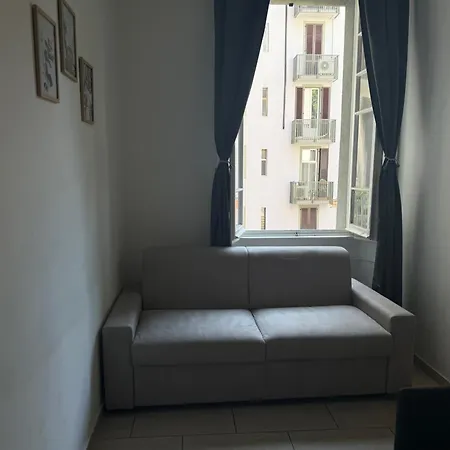 Station Bliss Apartment *