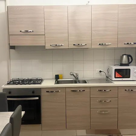 Station Bliss Apartment