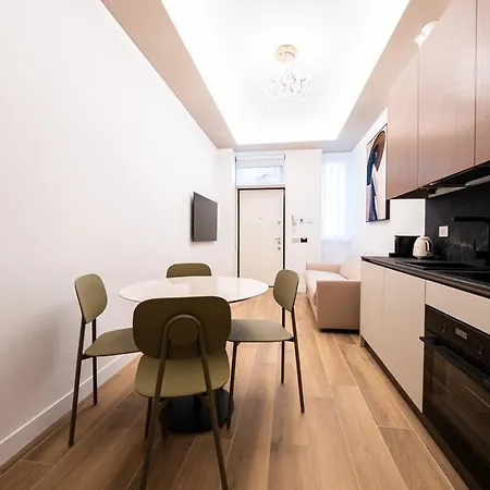 Raffaello Moscova Golden House *