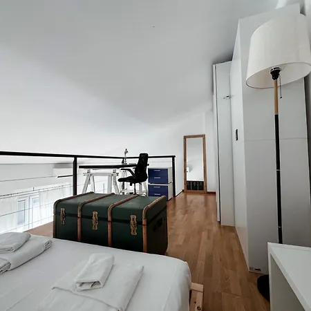 Lumiere Industrial Loft, Yellow Line - *