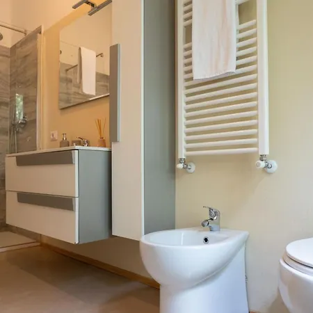 Near C. Buenos Aires - Wifi Ac Metro 3 Min Appartement