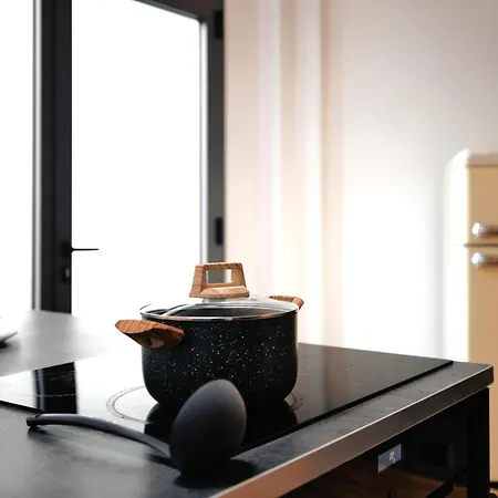 - Loft Industrial Chic