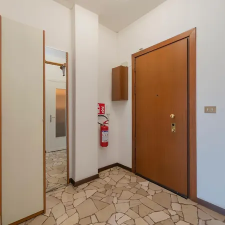 I-host - Marochetti 10 * Milan