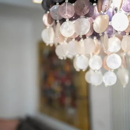 The Garibaldi 公寓 *