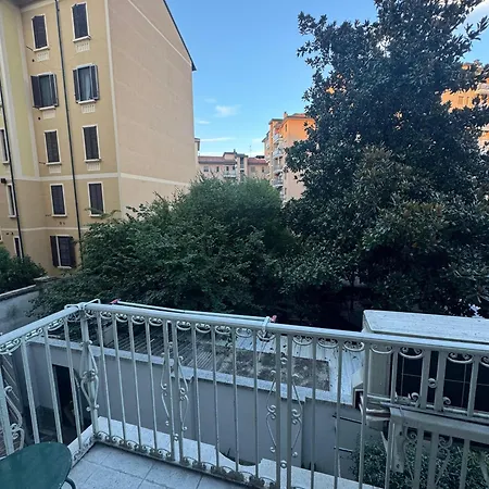 Duomo-loreto דירה