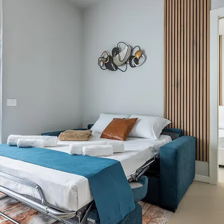 Navigli Fascino E Stile Nella Vera *