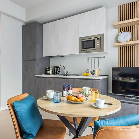 Navigli Fascino E Stile Nella Vera * Milano