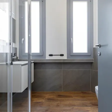 Parcheggio Privato E Casa Moderna Con Vista Storica شقة *