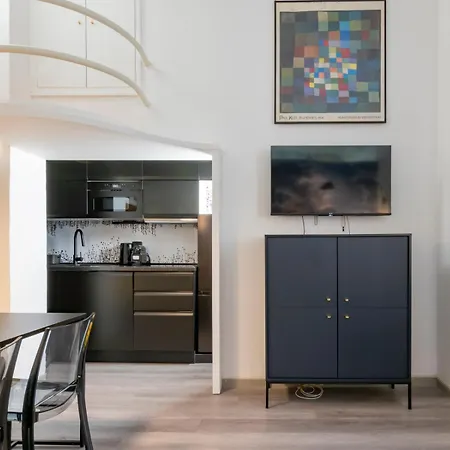 Apartment I-host - Pavia 10