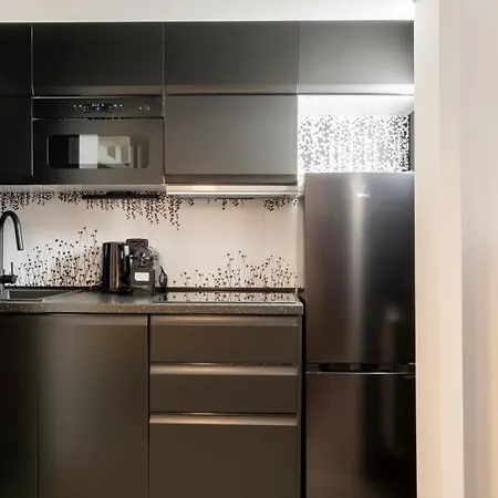 I-host - Pavia 10 Apartamento Milán