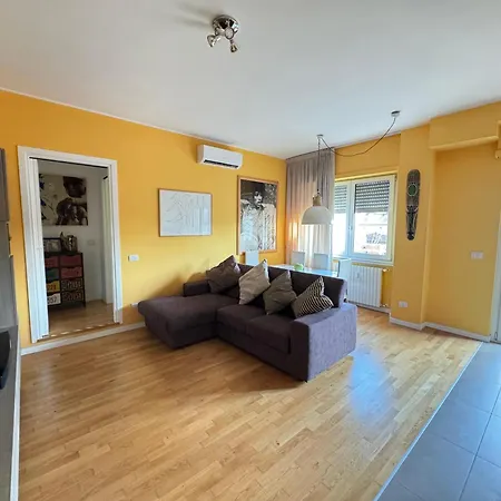 Apartament Regina Giovanna - Porta Venezia, Mediolan