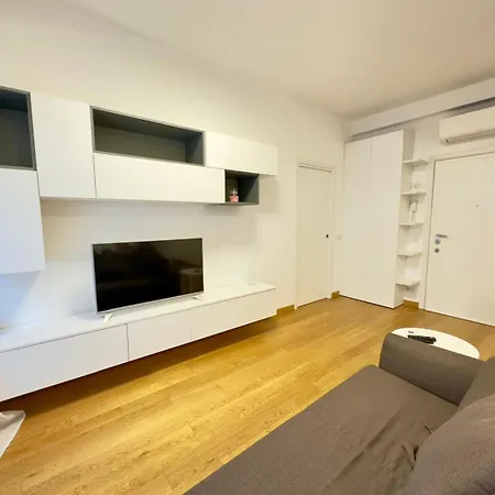 Sempione Chic Apartment, Citycenter, Apartman *