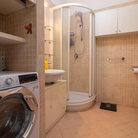 Station 5 Min - Double Bed Caiazzo 4 Guests Wifi Milano