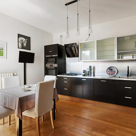 Moderno Bilocale Con Terrazzo, Life * Milaan