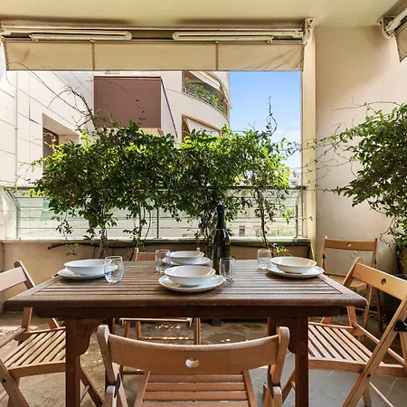 Moderno Bilocale Con Terrazzo, Life * Milaan