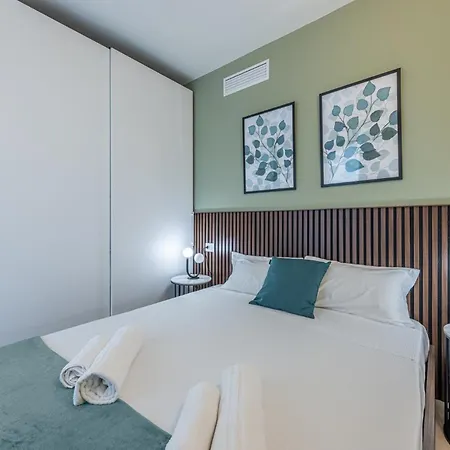 Navigli Charme Urbano Tra Design E Quiete Apartament