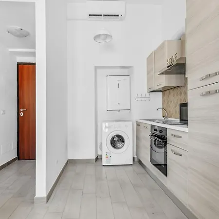 Do11 -10 Minutes From The Duomo- Apartament