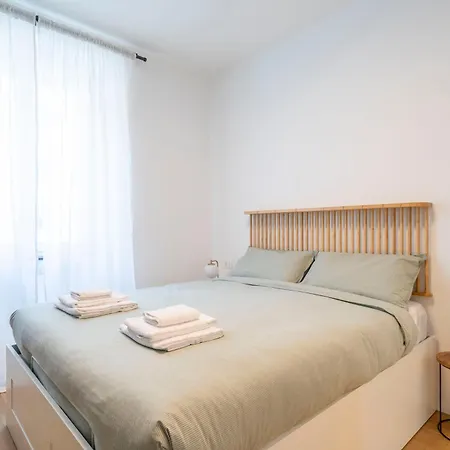 Apartament Casa Gorilla Sempione, Mediolan