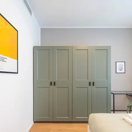 Casa Gorilla Sempione, * Milán