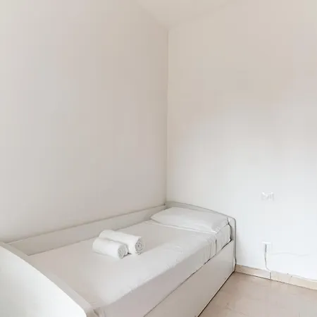 Guesthost - Mm3 Corvetto Bright *