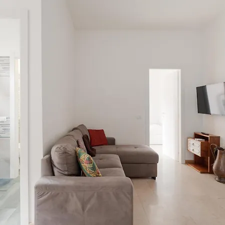 Guesthost - Mm3 Corvetto Bright Milano
