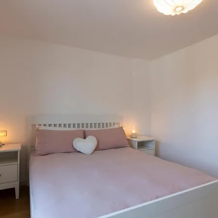 Rolandi Duplex With Terrace شقة ميلان