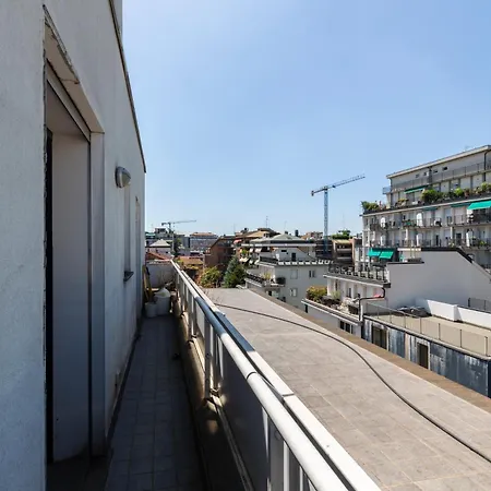 Rolandi Duplex With Terrace