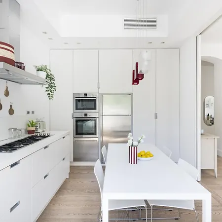 Easylife - - Vigoni 7 - Santa Sofia * Mediolan