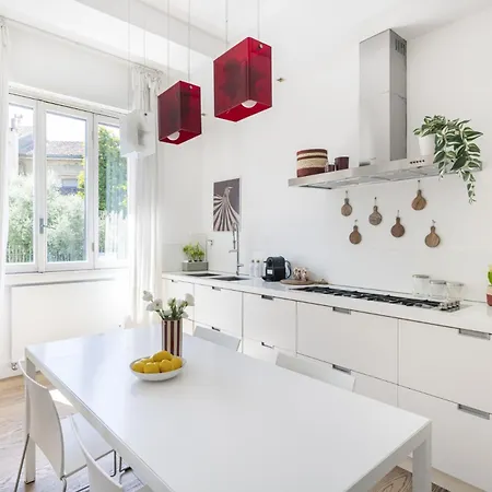 Easylife - - Vigoni 7 - Santa Sofia *