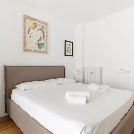 Guesthost - Lovely X4 In Porta Venezia Apartment