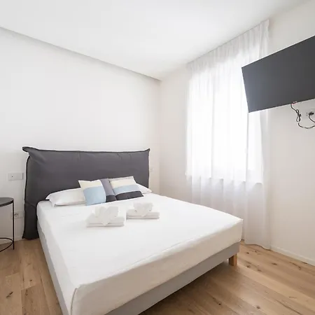 Apartmán Enora Aapts By Sweett - Sirtori *