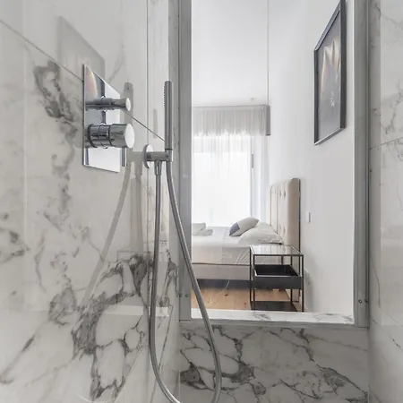 Enora Aapts By Sweett - Sirtori Apartment