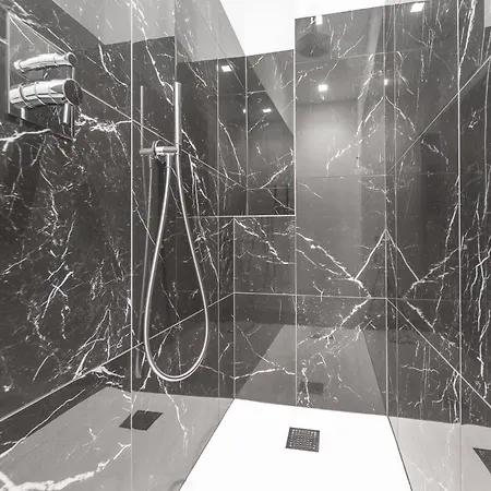 Enora Aapts By Sweett - Sirtori Apartment Mailand