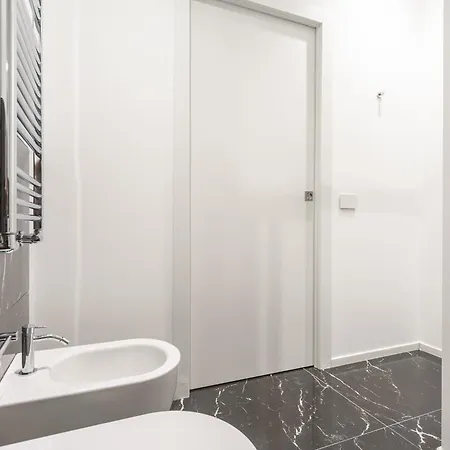 Enora Aapts By Sweett - Sirtori * Milán