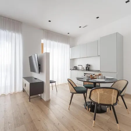 Enora Aapts By Sweett - Sirtori * 밀라노