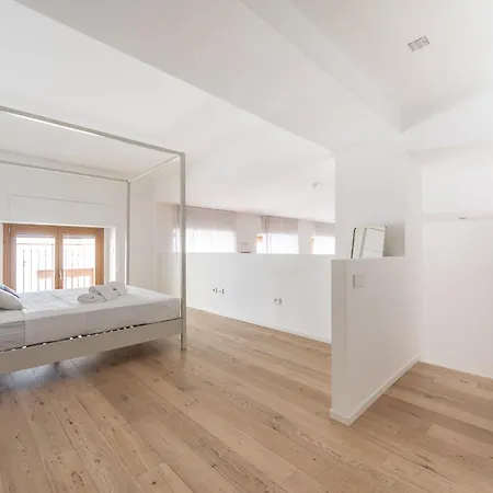 Enora Aapts By Sweett - Sirtori Milán