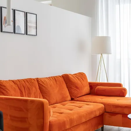 Enora Aapts By Sweett - Sirtori Apartment Mailand