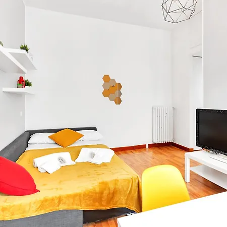 Juvara Flat Centro&universita Apartamento