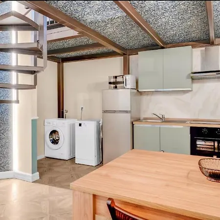 Apartment Loft The Palm - Metro M2, Spazioso & Parcheggio Mailand