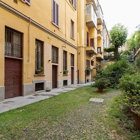 Guesthost - Mm2 Sant'agostino ميلان