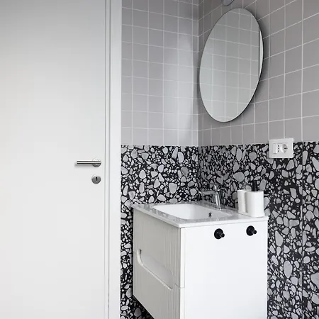 Appartement Guesthost - Mm2 Udine - Lovely