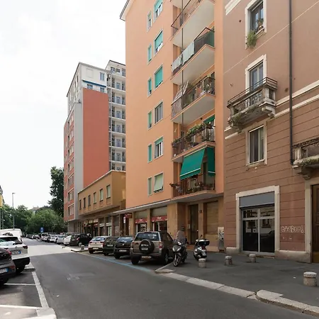 Guesthost - Step Into - Tortona District Appartement Milaan