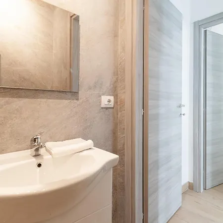 شقة Guest Host - Parco Trotter ميلان