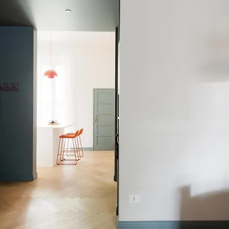 公寓 Guesthost - Piazza Ascoli Cosy 米兰
