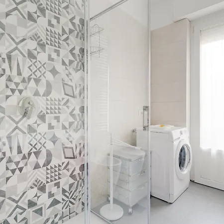 Guesthost - Piazza Abbiategrasso Chiesa Rossa *