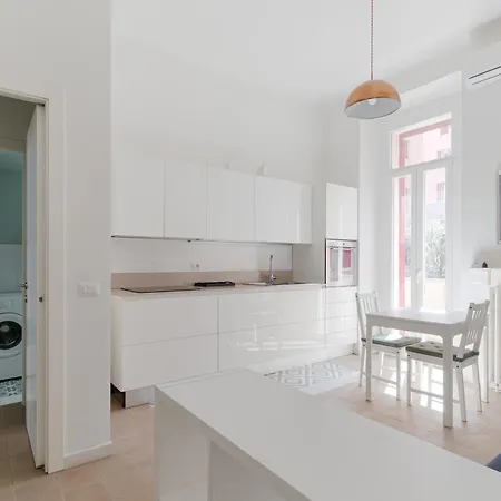 Apartamento Guesthost - M4 Argonne Balcony *