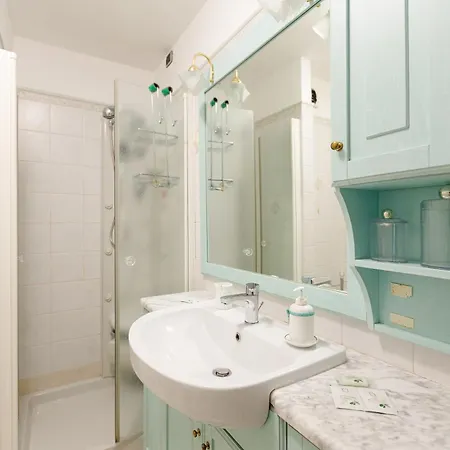 Apartamento Guesthost- Universita Bocconi Terrace Milán